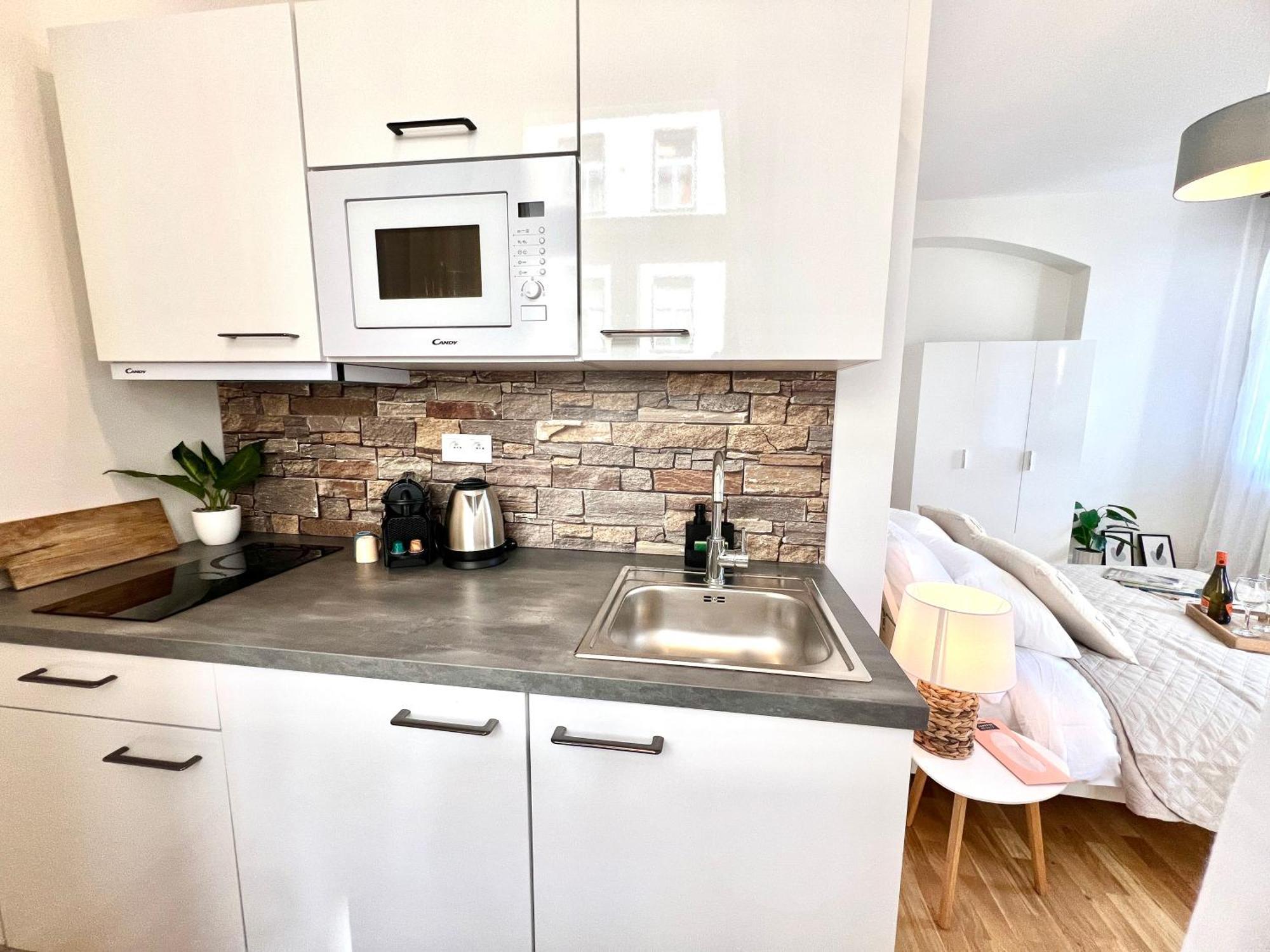 Treetess City Centre Prague Apartments Стая снимка