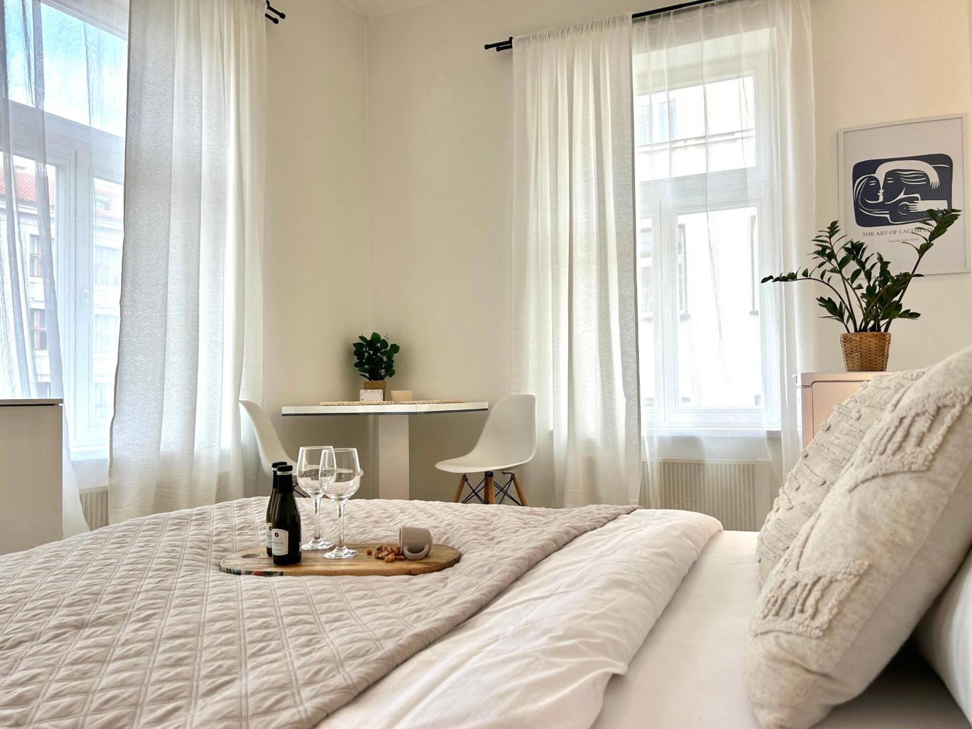 Treetess City Centre Prague Apartments Стая снимка
