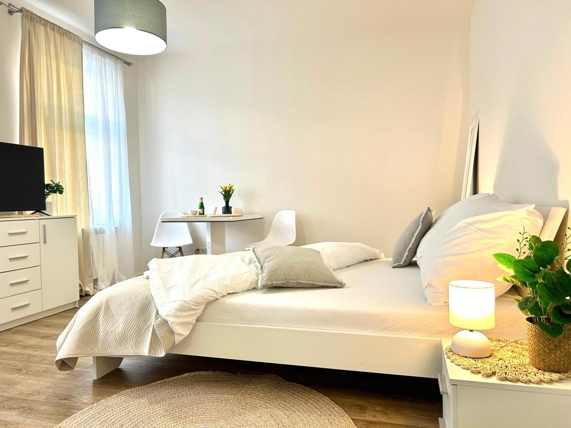 Treetess City Centre Prague Apartments Стая снимка