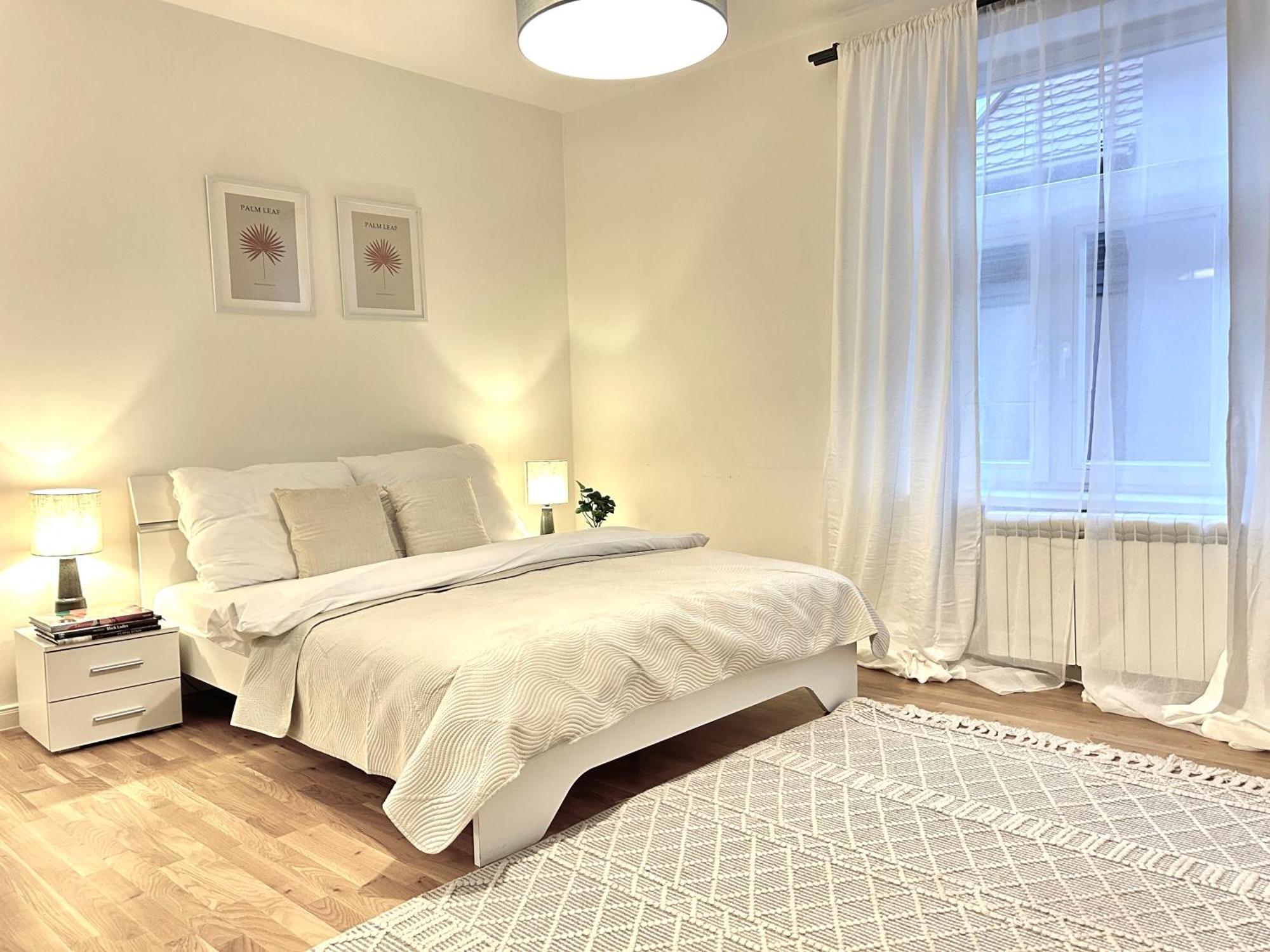Treetess City Centre Prague Apartments Стая снимка